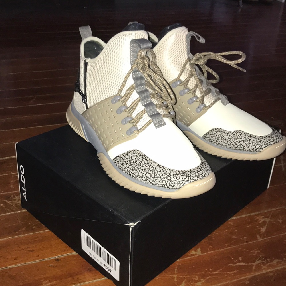 Aldo shoes FREALIA size 11 sneakers fit 10.5
